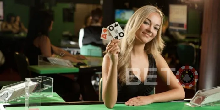 Κλασικά παιχνίδια εναντίον επιτραπέζιων παιχνιδιών. Επίσημοι κανόνες στα παιχνίδια με κάρτες καζίνο που παίζονται online.